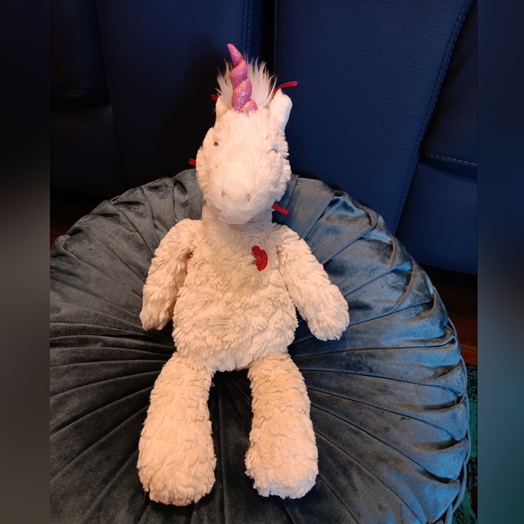 Mary Meyer White Unicorn Plush Toy Doll Red Embroidered Heart - Picture 1 of 4